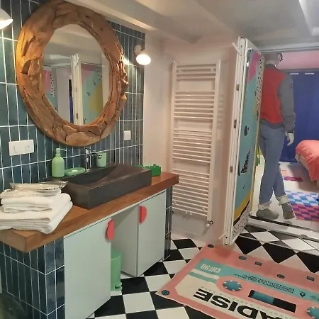 Retro 80s 90s Grande Baignoire Et Jardin Clermont-Ferrand