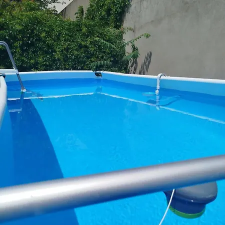 Rétro 80s 90s Grande Baignoire Et Jardin *