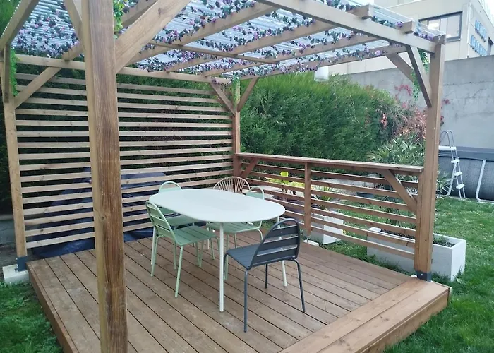 Suite Retro 80S 90S Grande Baignoire Et Jardin Clermont-Ferrand