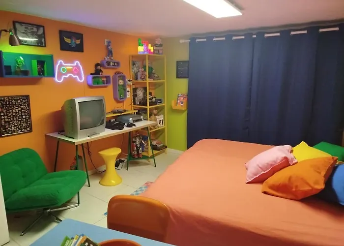 Suite Retro 80S 90S Grande Baignoire Et Jardin