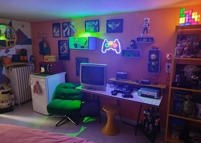 Suite Retro 80S 90S Grande Baignoire Et Jardin